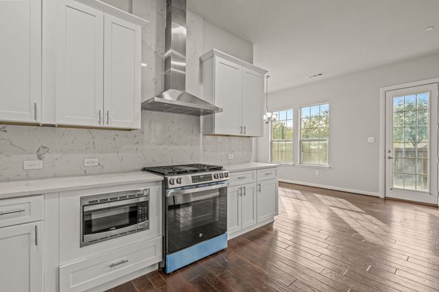 8604 Calvin Road, Irving, TX 75063