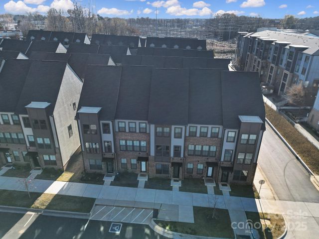 6120 Station Crossing Avenue, Charlotte, NC 28217