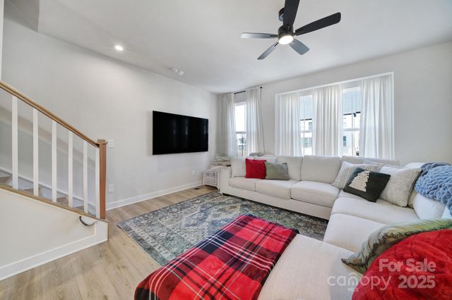 6120 Station Crossing Avenue, Charlotte, NC 28217