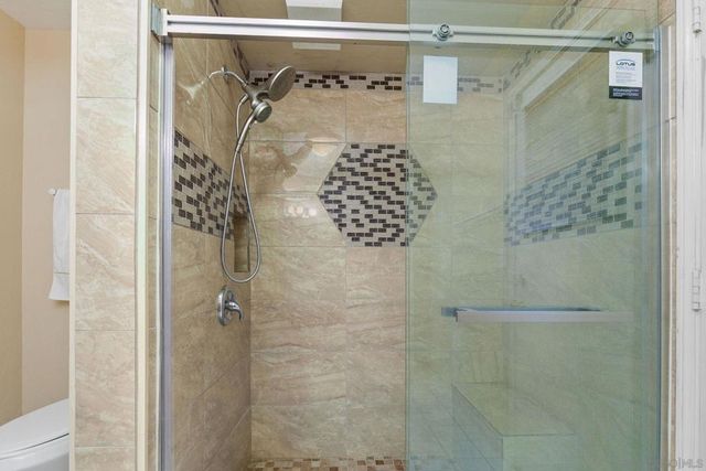 31848 Oak Glen Rd, Valley Center, CA 92082