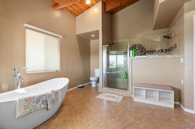 31848 Oak Glen Rd, Valley Center, CA 92082