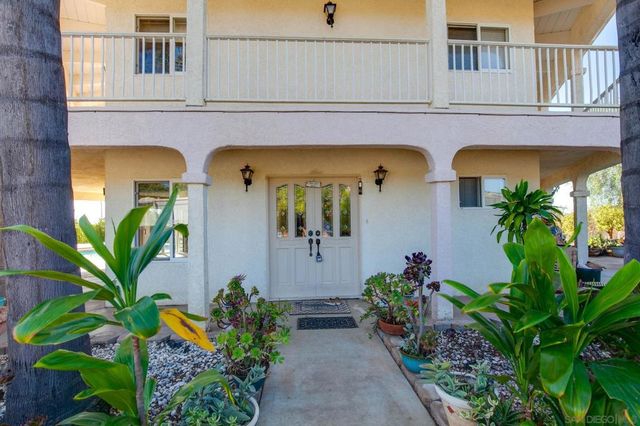 31848 Oak Glen Rd, Valley Center, CA 92082