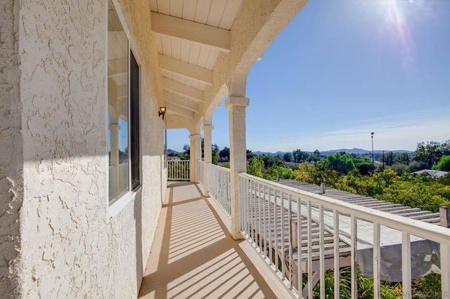 31848 Oak Glen Rd, Valley Center, CA 92082