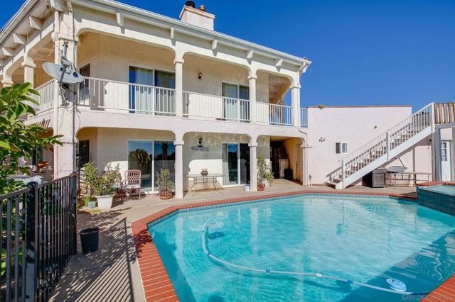 31848 Oak Glen Rd, Valley Center, CA 92082