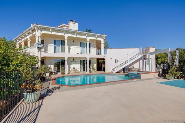 31848 Oak Glen Rd, Valley Center, CA 92082