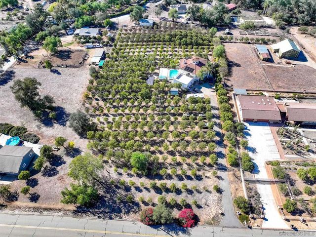 31848 Oak Glen Rd, Valley Center, CA 92082