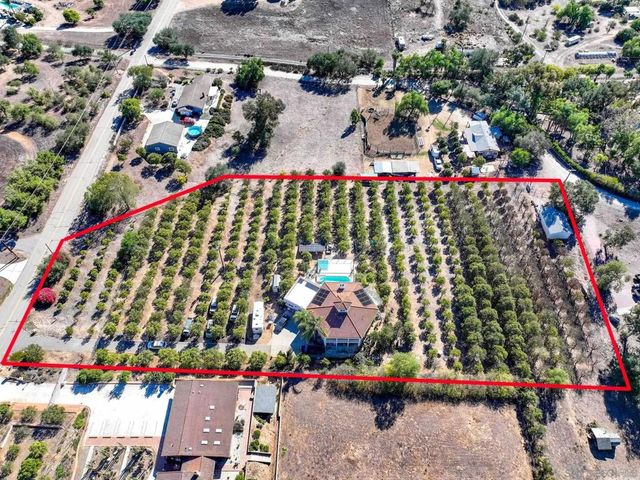31848 Oak Glen Rd, Valley Center, CA 92082