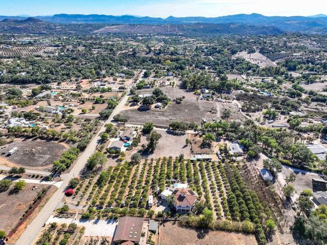 31848 Oak Glen Rd, Valley Center, CA 92082