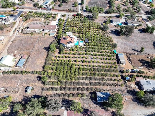 31848 Oak Glen Rd, Valley Center, CA 92082