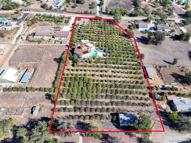 31848 Oak Glen Rd, Valley Center, CA 92082