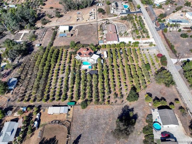 31848 Oak Glen Rd, Valley Center, CA 92082