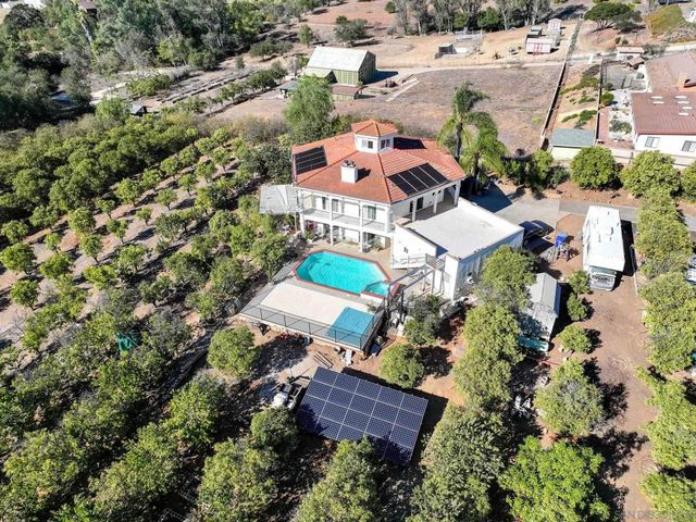 31848 Oak Glen Rd, Valley Center, CA 92082