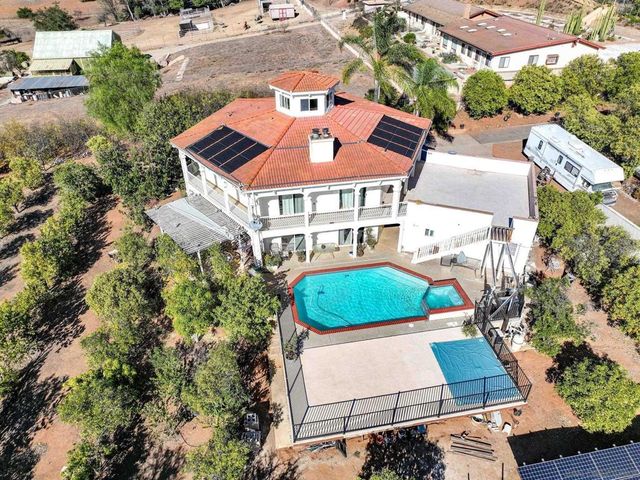 31848 Oak Glen Rd, Valley Center, CA 92082