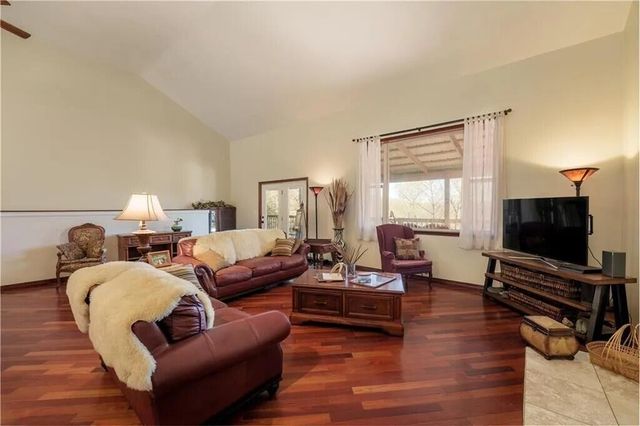 1265 Mc 123, Oakland, AR 72661