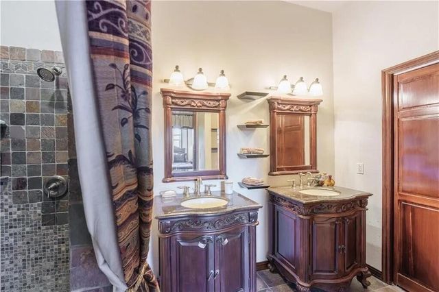 1265 Mc 123, Oakland, AR 72661