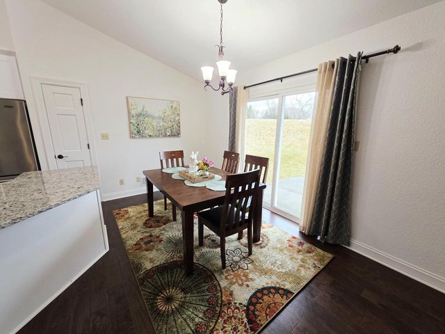 W172N10110 Woodbridge LANE, Germantown, WI 53022