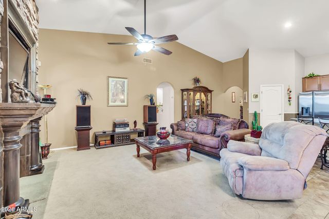 1929 S COLE Drive, Gilbert, AZ 85295