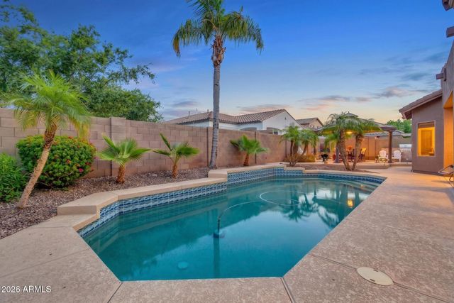 1929 S COLE Drive, Gilbert, AZ 85295