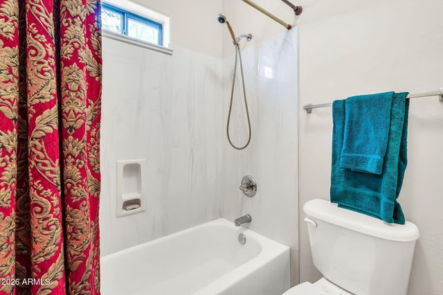 1929 S COLE Drive, Gilbert, AZ 85295