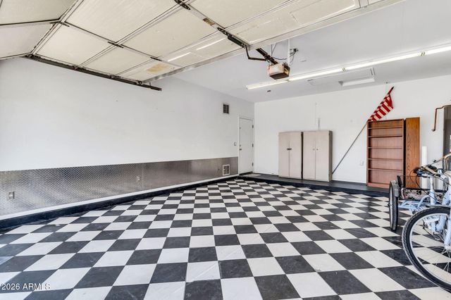 1929 S COLE Drive, Gilbert, AZ 85295