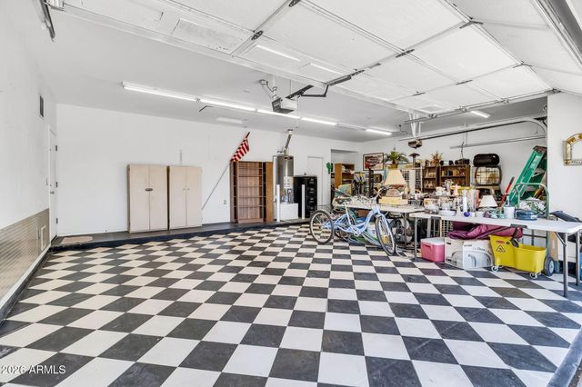 1929 S COLE Drive, Gilbert, AZ 85295