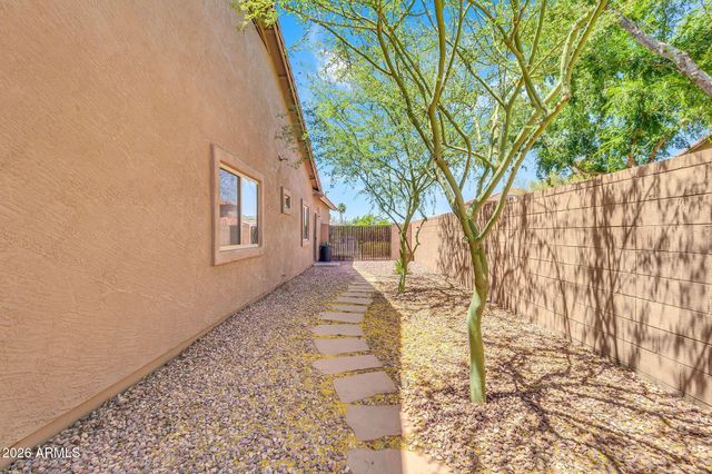 1929 S COLE Drive, Gilbert, AZ 85295