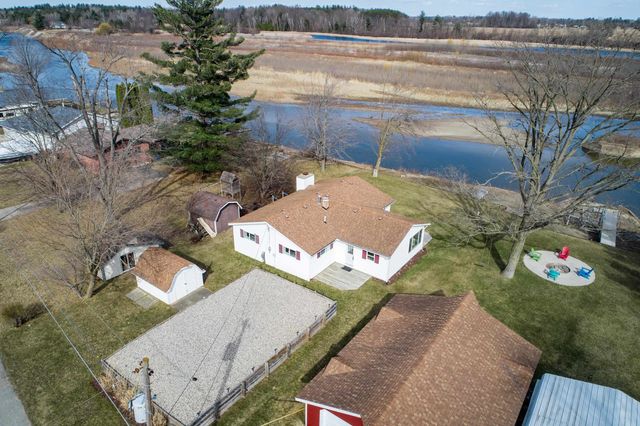 5495 Oakridge Drive, Beaverton, MI 48612