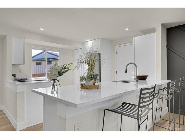 7145 S Elm Ct, Centennial, CO 80122