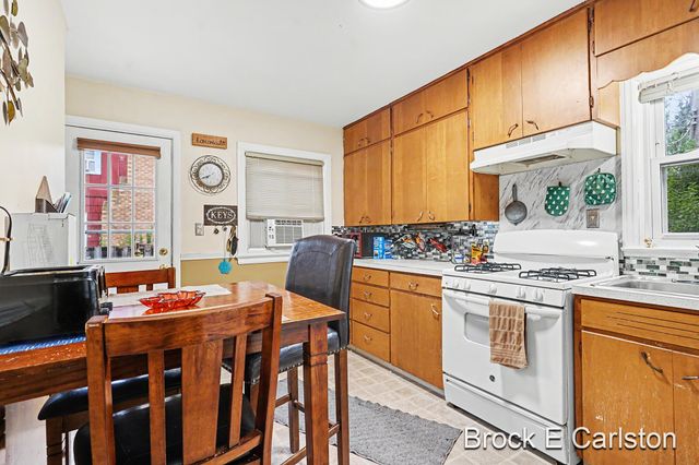 2996 Roosevelt Road, Roosevelt Park, MI 49441