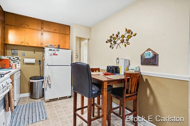 2996 Roosevelt Road, Roosevelt Park, MI 49441