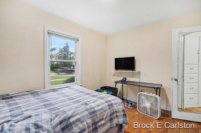 2996 Roosevelt Road, Roosevelt Park, MI 49441