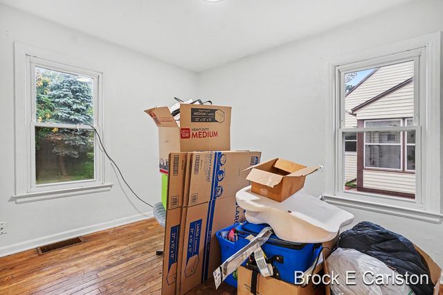 2996 Roosevelt Road, Roosevelt Park, MI 49441