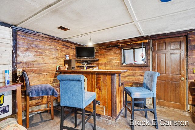 2996 Roosevelt Road, Roosevelt Park, MI 49441