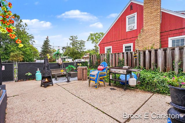 2996 Roosevelt Road, Roosevelt Park, MI 49441