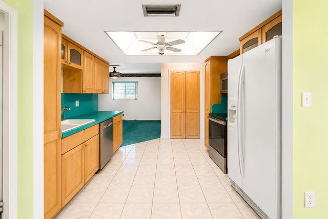 4781 NW 13th Avenue, Deerfield Beach, FL 33064