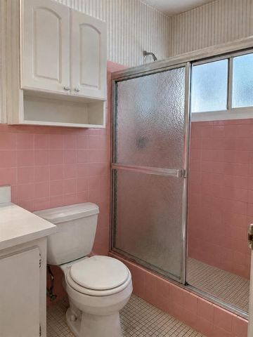 4781 NW 13th Avenue, Deerfield Beach, FL 33064