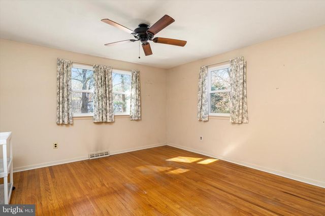 44 WAGON BRIDGE RUN, Moorestown, NJ 08057