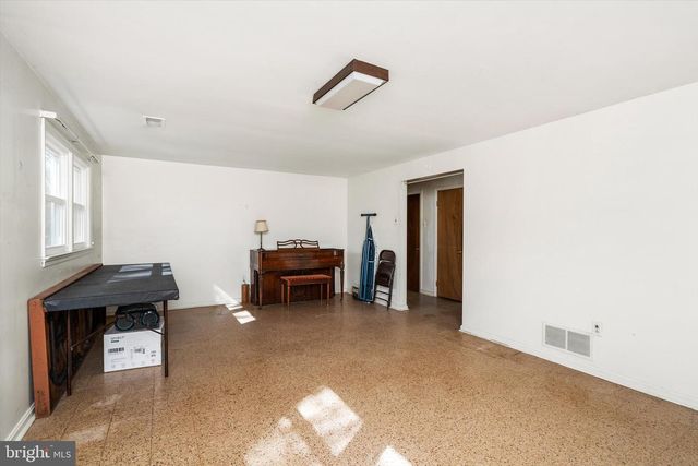 44 WAGON BRIDGE RUN, Moorestown, NJ 08057