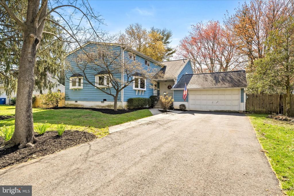 44 WAGON BRIDGE RUN, Moorestown, NJ 08057