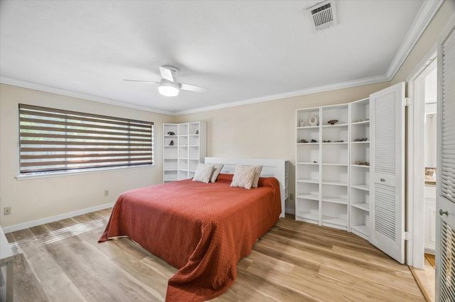 1 Sandlily Court, The Woodlands, TX 77380