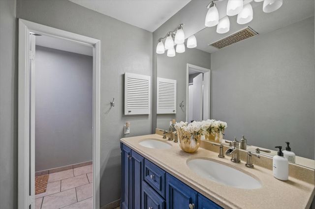 1 Sandlily Court, The Woodlands, TX 77380