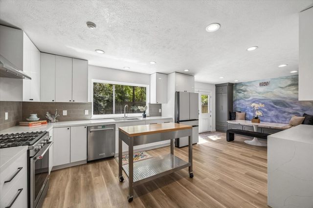 1 Sandlily Court, The Woodlands, TX 77380