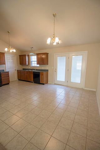 1920 FIELD ST, Columbia, MO 65203