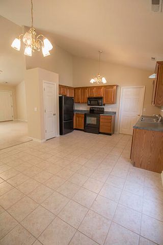 1920 FIELD ST, Columbia, MO 65203