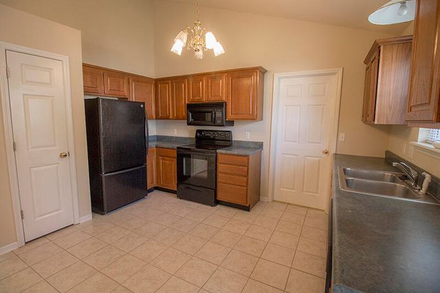 1920 FIELD ST, Columbia, MO 65203