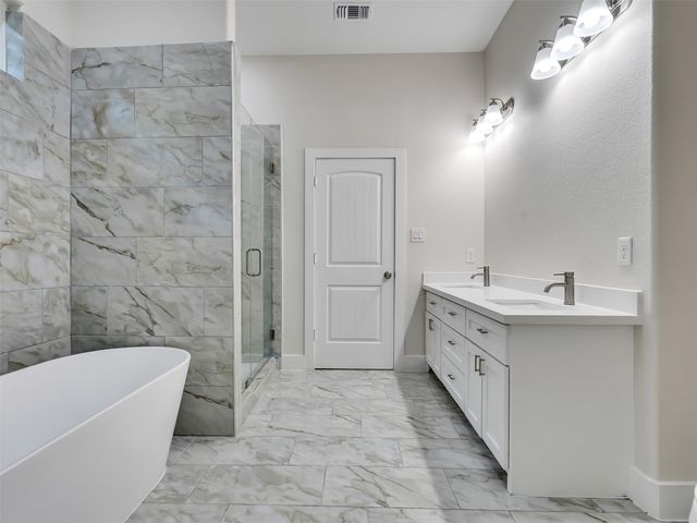 4102 Hill Avenue, Dickinson, TX 77539