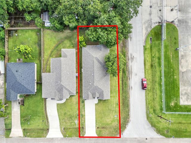 4102 Hill Avenue, Dickinson, TX 77539