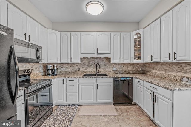 346 DEER RIDGE DR, Harpers Ferry, WV 25425