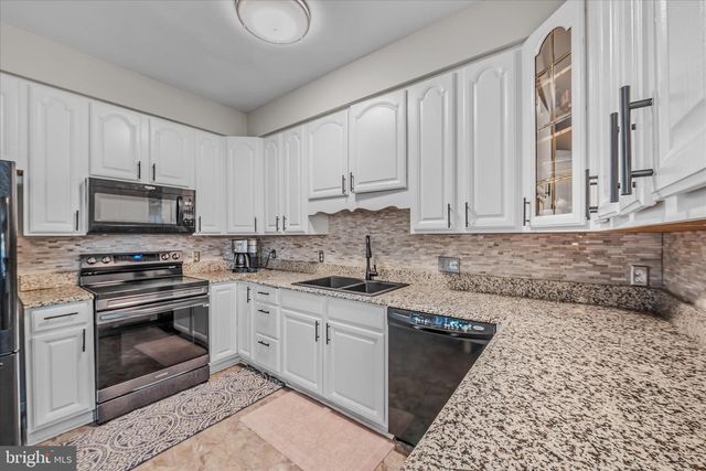 346 DEER RIDGE DR, Harpers Ferry, WV 25425