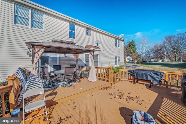 346 DEER RIDGE DR, Harpers Ferry, WV 25425